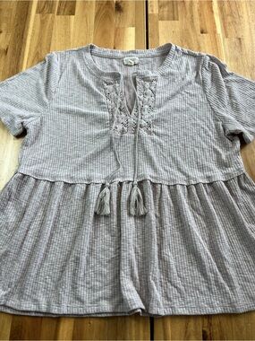 Greige Ribbed Babydoll Top Lace Tassel Tie Neck Short Sleeve Women’s X-Large